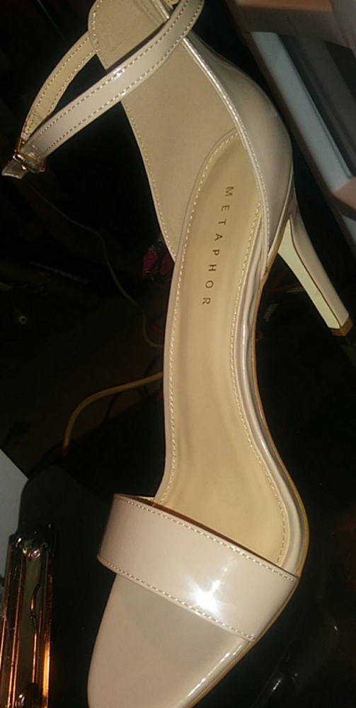 Metaphor Heels Size 11